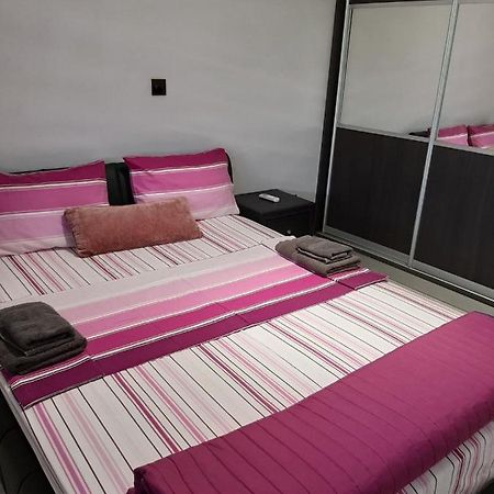 2 Bedroom Apartment-Mediterranean Type Paphos Luaran gambar